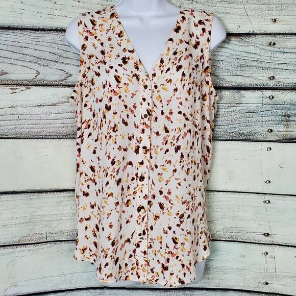 Maurices Women’s Blouse L White Sleeveless Abstract Print V Neck Top - Picture 2 of 8